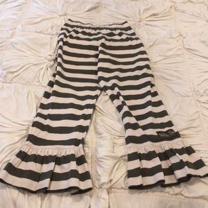 Matilda Jane ruffles. Epiphany from serendipity.